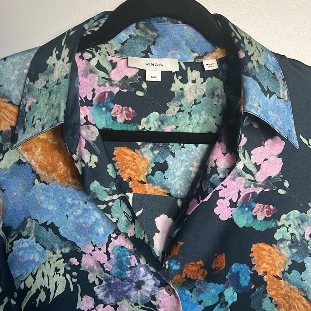 Vince - Painted Bouquet Silk Sculpted Long Sleeve Shirt - Picture 2 of 8